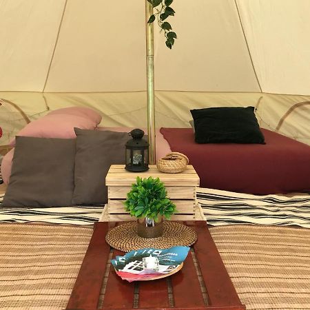 Glamping Kaki - Medium Bell Tent Сингапур Екстериор снимка